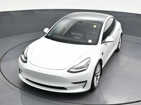 Used 2021 Tesla Model 3 Long Range AWD/4WD image 21
