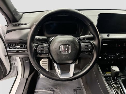Used 2025 Honda Accord Sport image 11