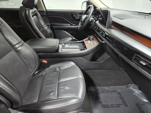 Used 2022 Lincoln Aviator Reserve w/ Equipment Group 201A image 59