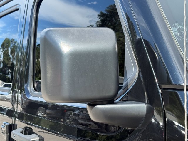 Used 2023 Jeep Gladiator Sport AWD/4WD image 11