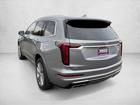 Used 2024 Cadillac XT6 Premium Luxury image 5