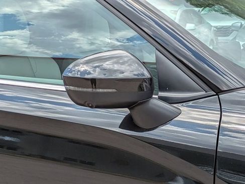 New 2025 Mitsubishi Outlander AWD image 12