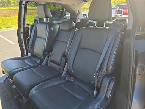 Used 2023 Honda Odyssey EX-L image 15