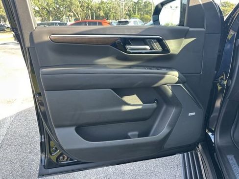 New 2026 Chevrolet Tahoe High Country image 11