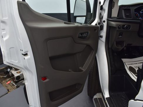 Used 2024 Ford Transit 250 Low Roof w/ Exterior Upgrade Package image 14