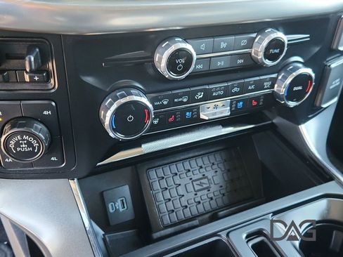 Used 2023 Ford F150 Lariat w/ Equipment Group 502A High image 33