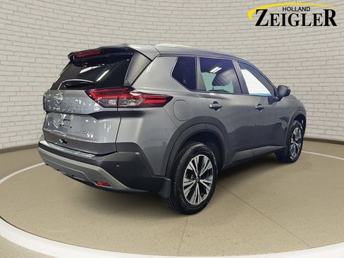 Used 2023 Nissan Rogue SV w/ SV Premium B Package AWD/4WD image 5