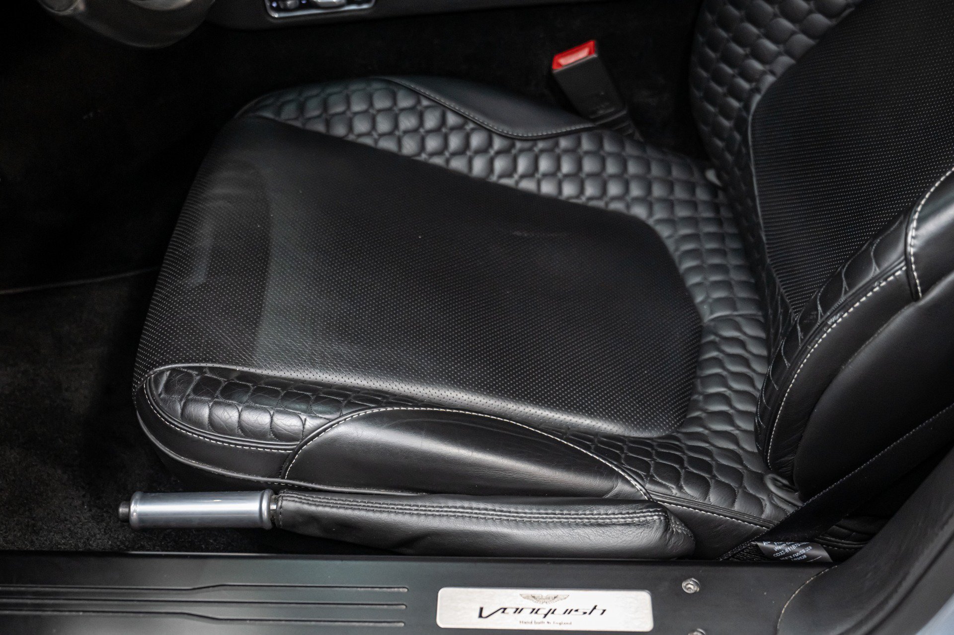 Used 2014 Aston Martin Vanquish Coupe RWD image 29
