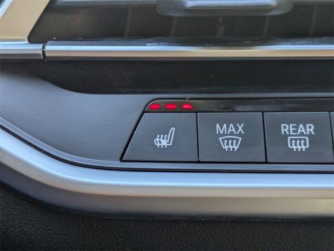 Used 2020 BMW X7 xDrive40i w/ Premium Package image 26