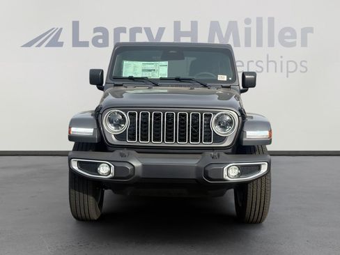 New 2026 Jeep Wrangler Sahara image 4