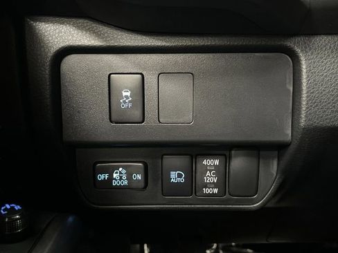 Used 2023 Toyota Tacoma TRD Sport w/ Technology Package image 23