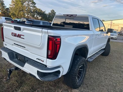 Used 2020 GMC Sierra 1500 AT4 w/ AT4 Premium Package image 7