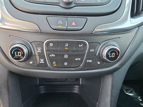 Used 2023 Chevrolet Equinox LT image 12