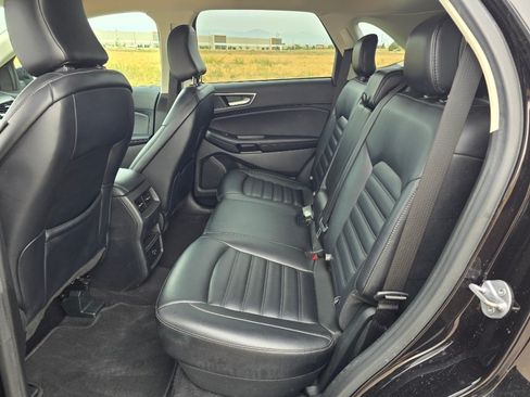 Used 2022 Ford Edge SEL AWD/4WD image 14