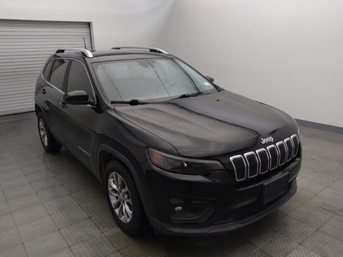 Used 2021 Jeep Cherokee Latitude Plus FWD image 13