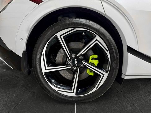 Used 2023 Kia EV6 GT image 38