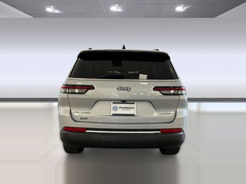 Used 2021 Jeep Grand Cherokee L Limited w/ Trailer Tow Group (B) AWD/4WD image 10