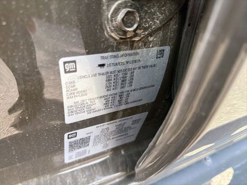 Certified 2023 GMC Sierra 1500 AT4 w/ Technology Package image 12