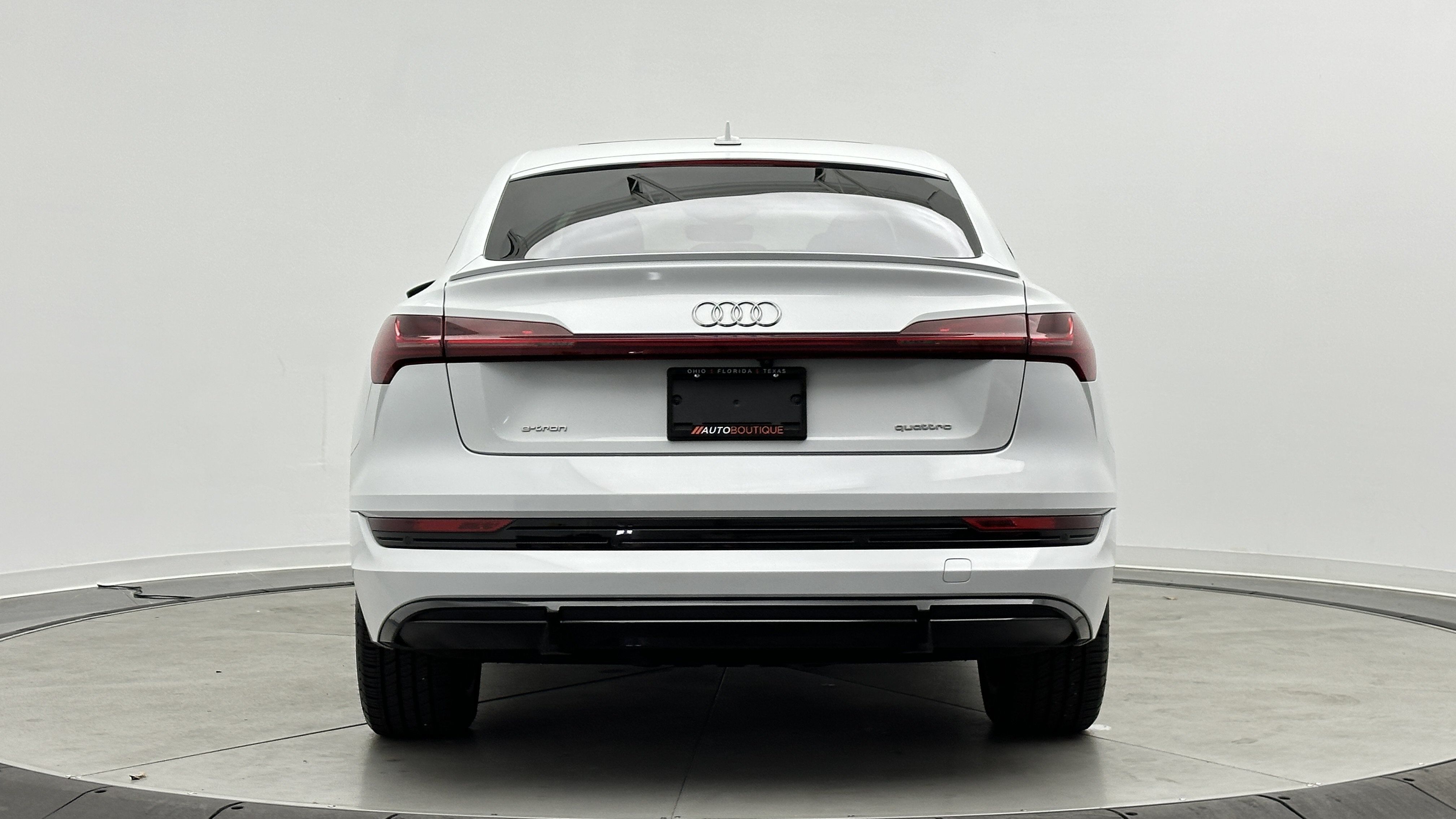 Used 2021 Audi e-tron Premium w/ Black Optic Package AWD/4WD image 8