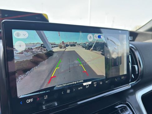 New 2026 Ford Expedition Platinum image 19