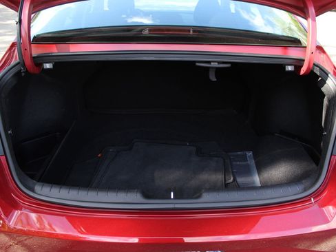 Used 2023 Hyundai Elantra SEL w/ Convenience Package FWD image 22