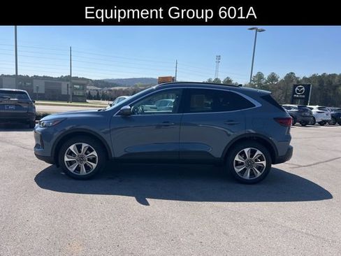 Used 2024 Ford Escape Platinum w/ Premium Technology Package image 4