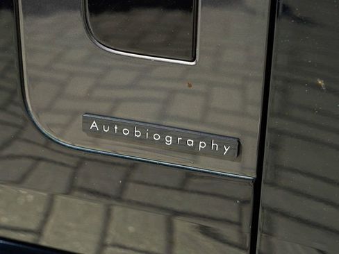 Used 2023 Land Rover Range Rover Long Wheelbase Autobiography image 34