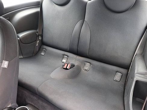 Used 2005 MINI Cooper Hardtop FWD image 11