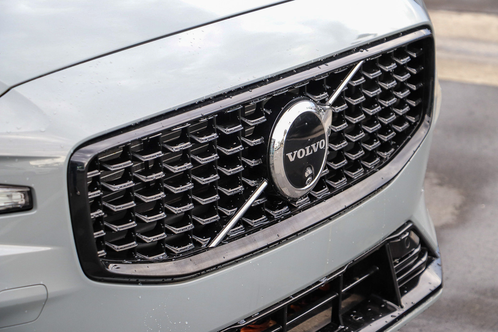 Used 2025 Volvo S60 B5 Plus AWD/4WD image 5