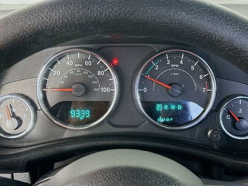 Used 2015 Jeep Wrangler Sport image 12