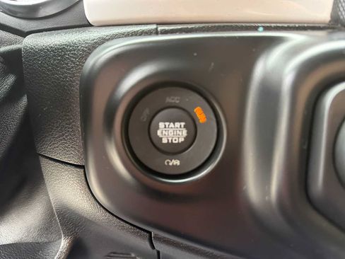 Used 2021 Jeep Wrangler Unlimited Sport AWD/4WD image 16