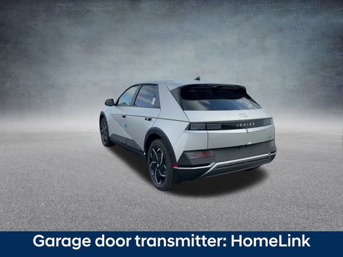 New 2024 Hyundai Ioniq 5 SEL image 17