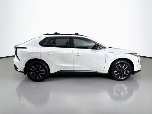 Used 2026 Toyota bZ AWD/4WD image 4