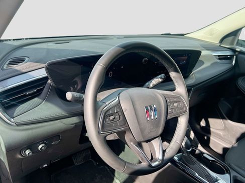 Used 2025 Buick Encore GX Preferred image 9