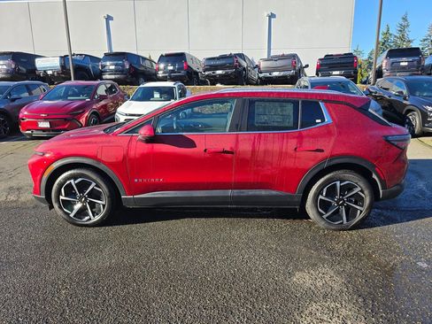 New 2026 Chevrolet Equinox EV LT image 2