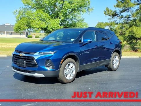 Used 2022 Chevrolet Blazer LT AWD/4WD image 1