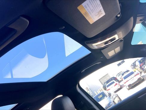 Used 2023 Mercedes-Benz GLB 250 image 13