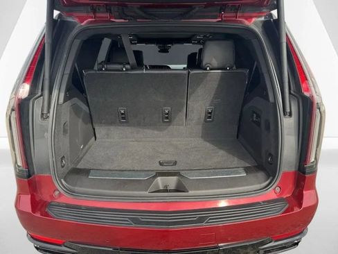 Used 2021 Cadillac Escalade Sport Platinum image 9