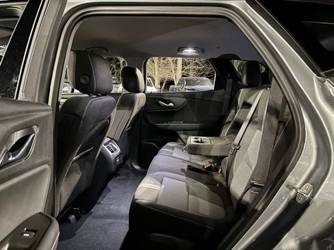 Used 2025 Chevrolet Blazer LT image 14