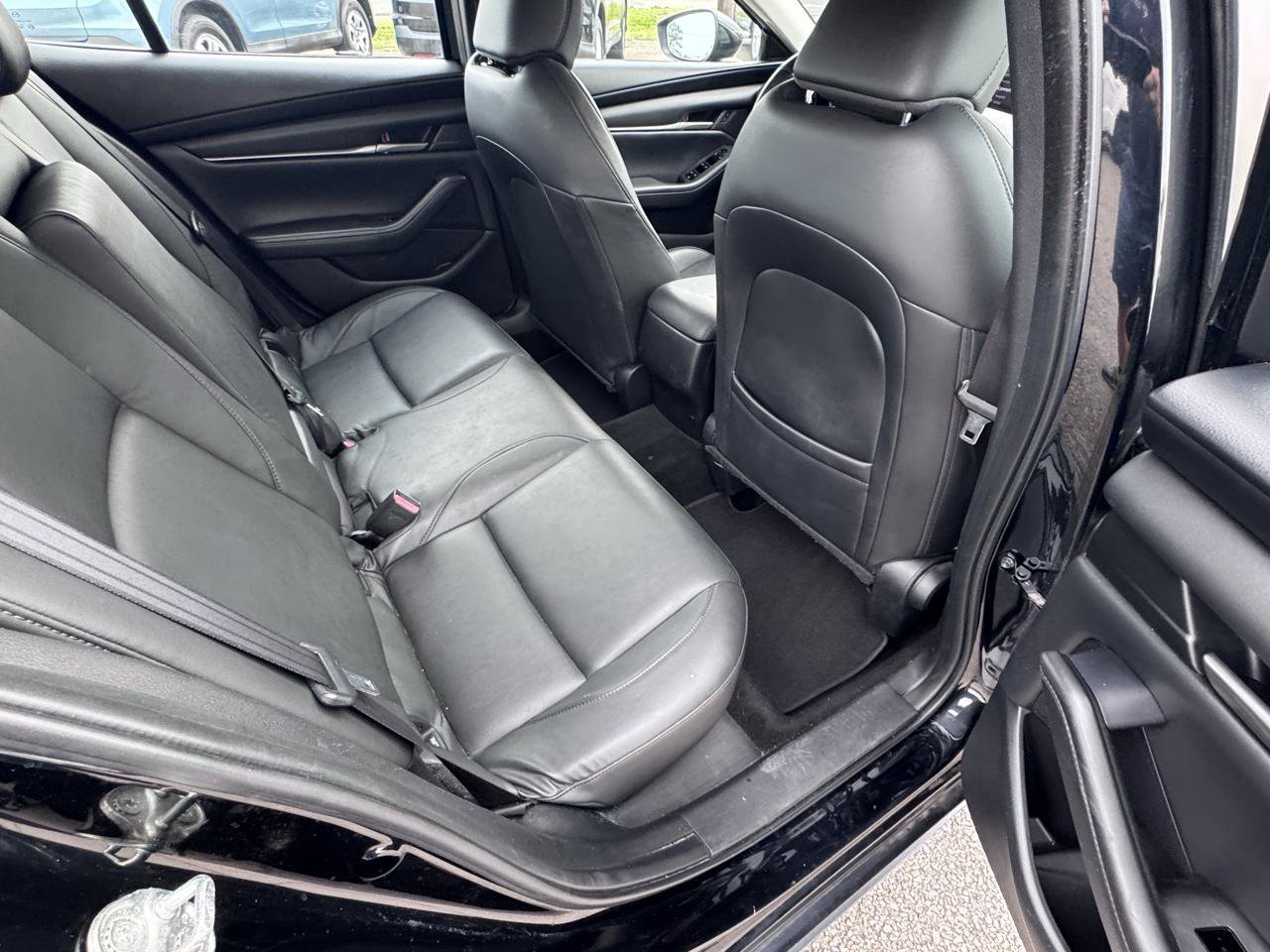 Used 2020 MAZDA MAZDA3 Sedan w/ Select Package FWD image 13