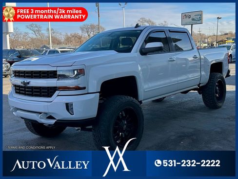Used 2017 Chevrolet Silverado 1500 LT w/ All Star Edition image 3