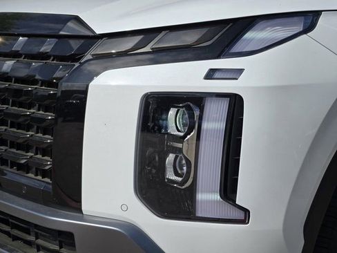 Used 2024 Hyundai Palisade SEL w/ Premium Package image 9