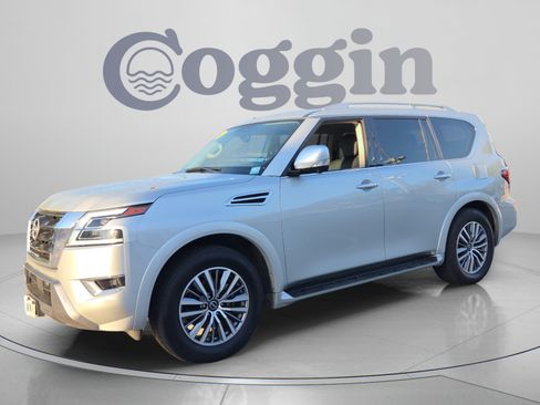 Used 2024 Nissan Armada SL w/ Captain's Chairs Package RWD image 1