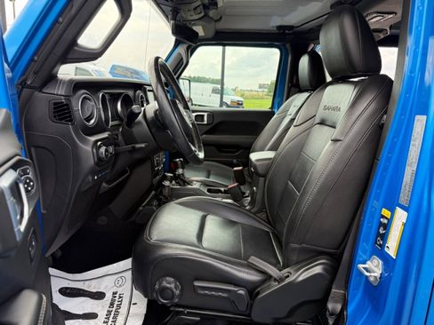 Used 2021 Jeep Wrangler Unlimited Sahara w/ Dual Top Group image 10