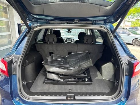 Used 2020 Chevrolet Equinox LT w/ Driver Convenience Package FWD image 23