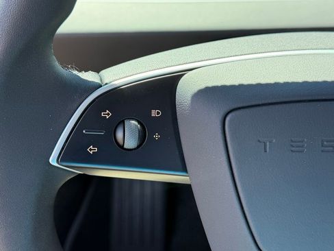 Used 2025 Tesla Model 3 Long Range image 11