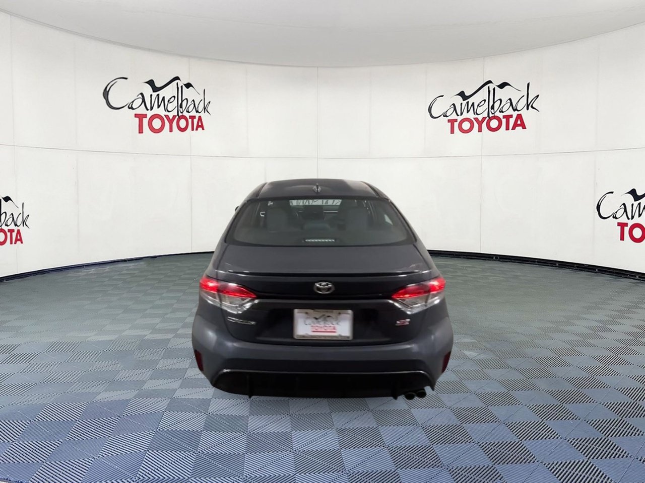 Used 2025 Toyota Corolla SE FWD image 9