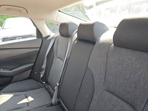 Certified 2023 Honda Accord LX image 21