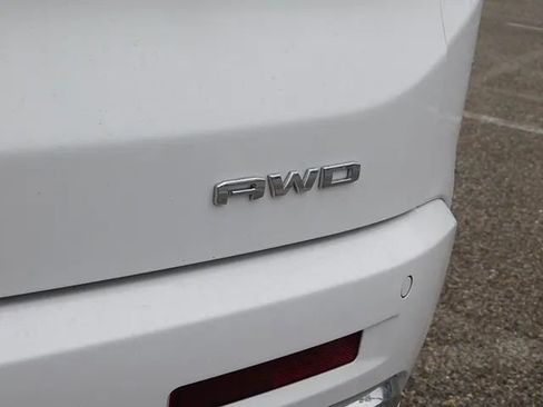 Used 2022 GMC Acadia Denali w/ Denali Ultimate Package image 6