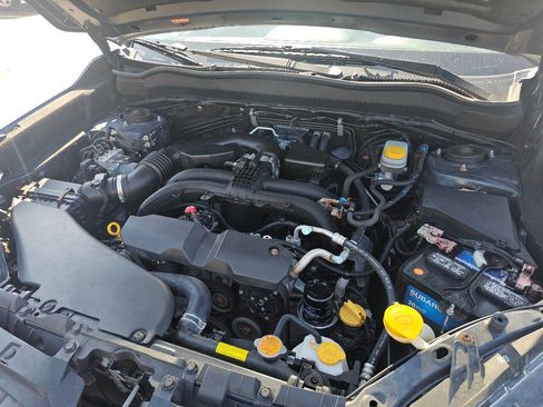 Used 2018 Subaru Forester 2.5i Touring w/ Popular Package #2 image 4